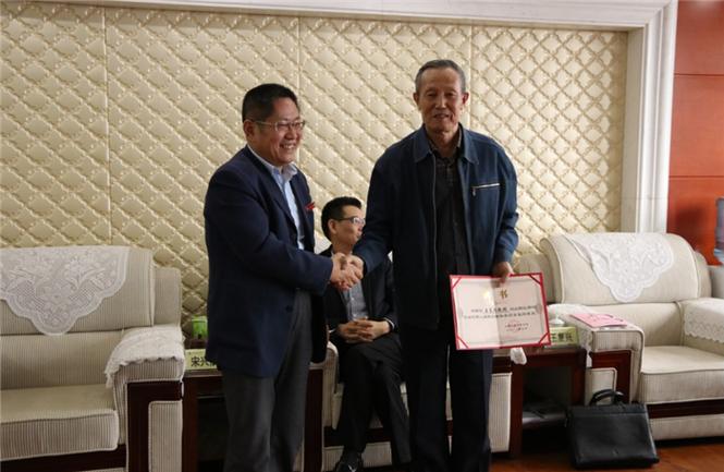 校领导宋兴航,郭巍伟,原美荣,邢金龙,张正义,贺有,周全寿出席会议.